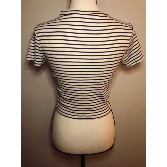 Divided Black and White Striped Crop Top - Picture 3 of 6